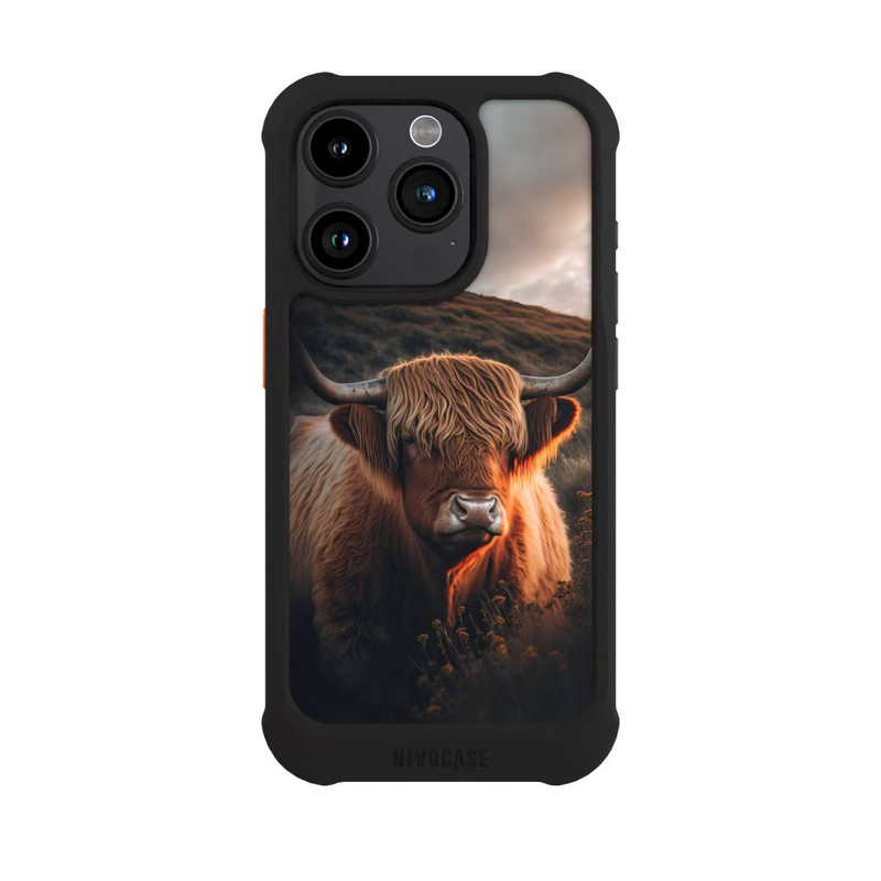 iPhone 15 Pro NIVOmax Vache Highland avec de grandes cornes avec IA