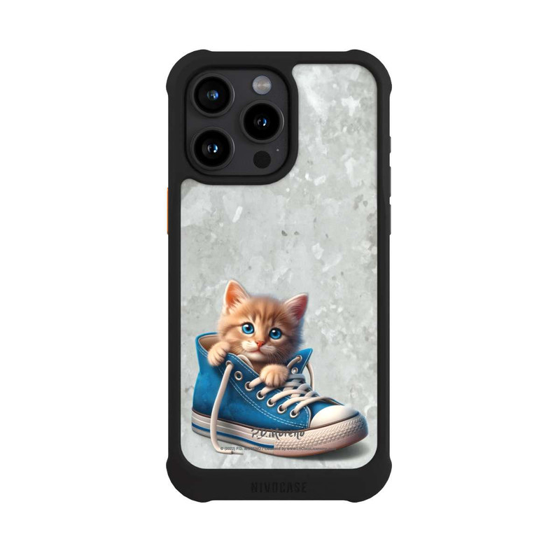 iPhone 15 Pro Max NIVOmax Cat in A Shoe