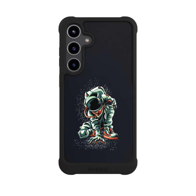 Galaxy S24 + NIVOmax Astronaut Moon Landing