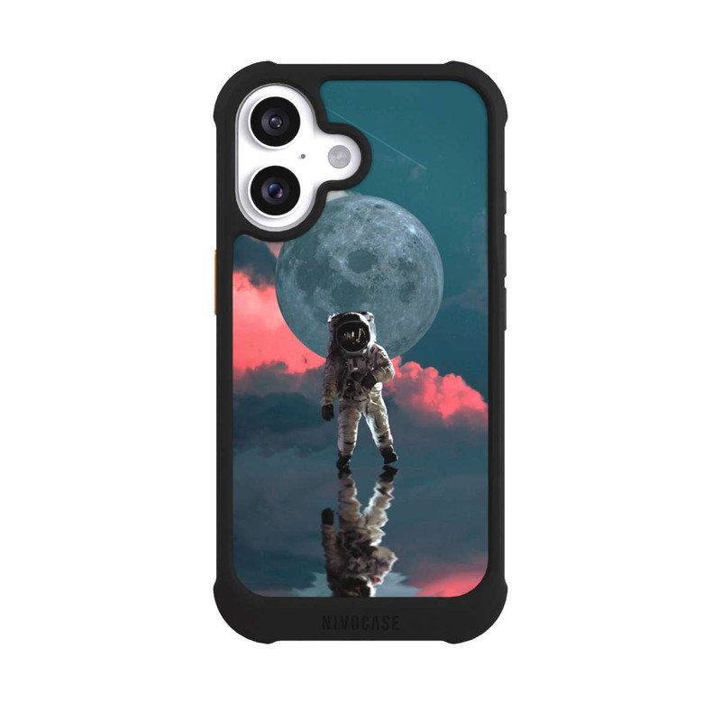 iPhone 16 NIVOmax Astronaut Moonwalk