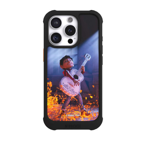 Apple iPhone 16 Pro NIVOmax Miguel Coco Gitarre Filmszene