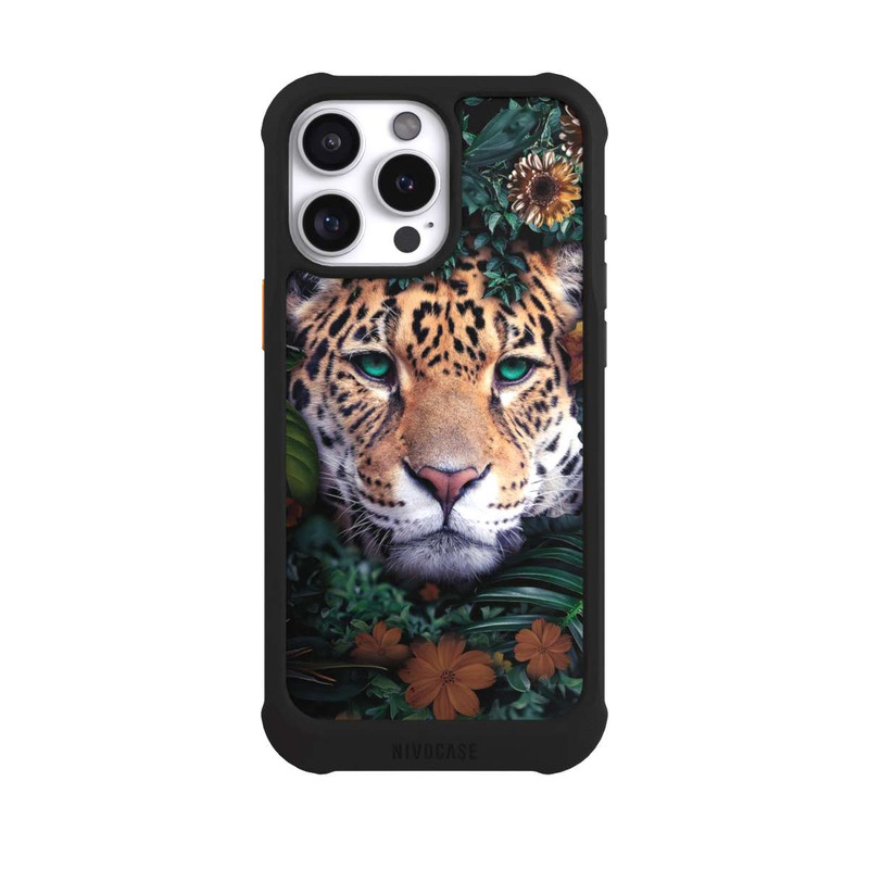 iPhone 16 Pro Max NIVOmax Jaguar dans la jungle verte