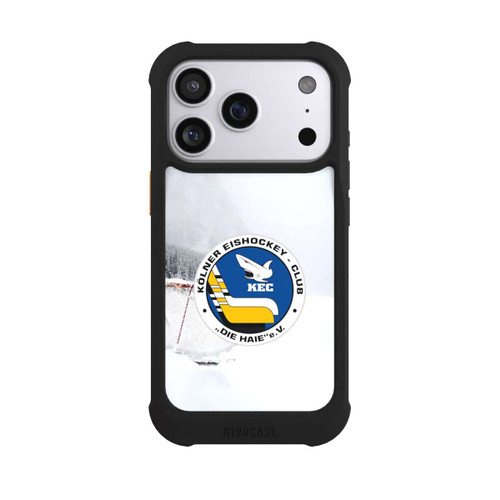 Apple iPhone 17 Pro NIVOmax Trainingsplatz im Schnee