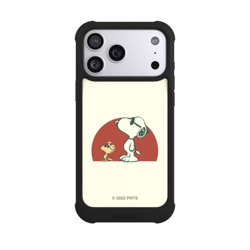 Apple iPhone 17 Pro Max NIVOmax Snoopy Woodstock weit draußen