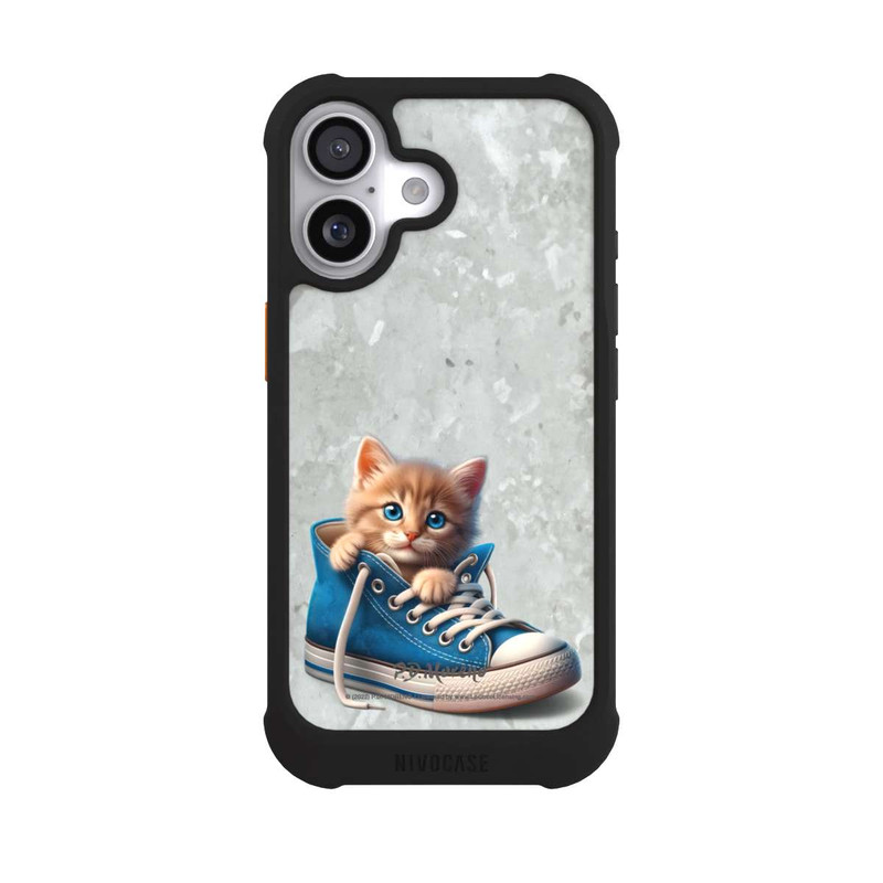 iPhone 17 NIVOmax Cat in A Shoe