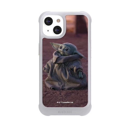 Apple iPhone 13 NIVOmax The Child schaut nach oben