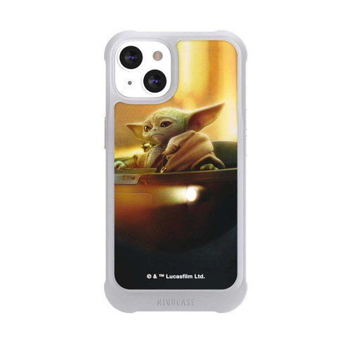 Apple iPhone 13 NIVOmax Grogu Dans la nacelle suspendue