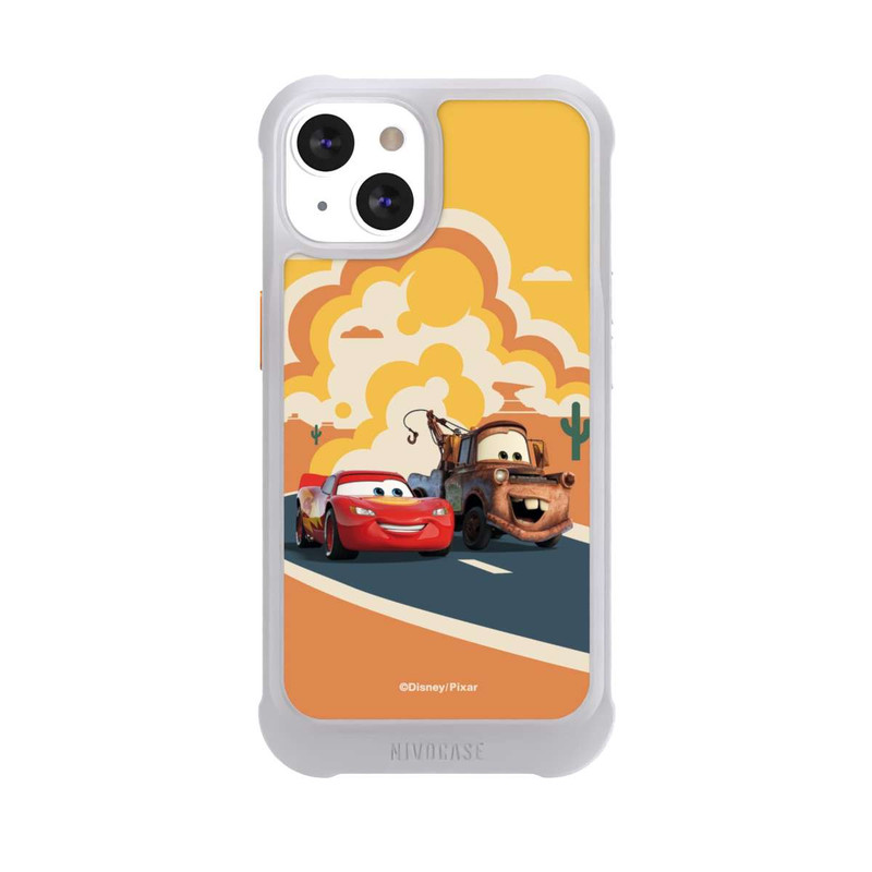 iPhone 13 NIVOmax Disney Cars Lightning McQueen Und Hook on the Road