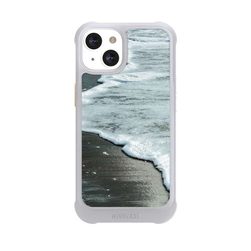 Apple iPhone 13 NIVOmax At The Beach