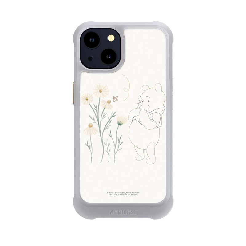 iPhone 14 NIVOmax Winnie Pooh Looks at Daisies