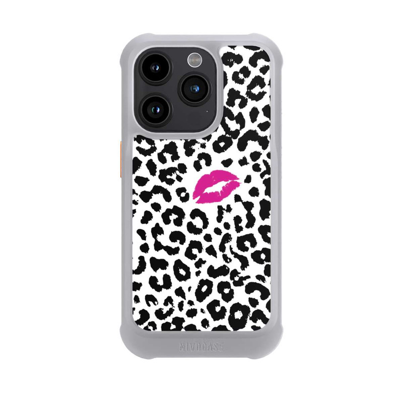iPhone 15 Pro NIVOmax Leo Kiss