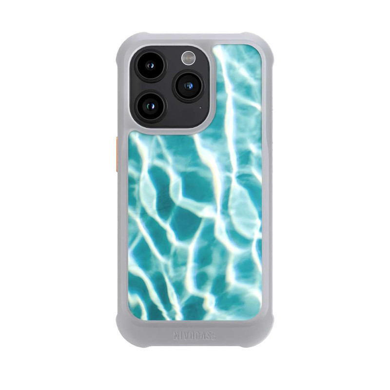 iPhone 15 Pro NIVOmax Wasserreflexionen 3
