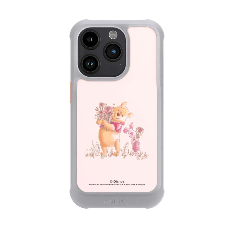 iPhone 15 Pro NIVOmax Winnie Puuh and Ferkel Blumen