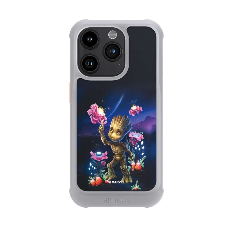 iPhone 15 Pro NIVOmax Baby Groot Blumen