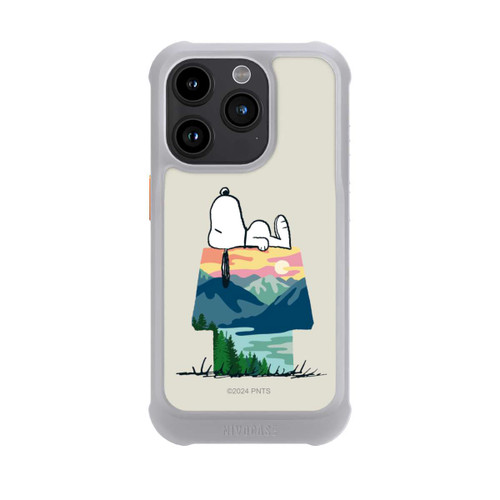 Apple iPhone 15 Pro NIVOmax Snoopy Camping Hütte