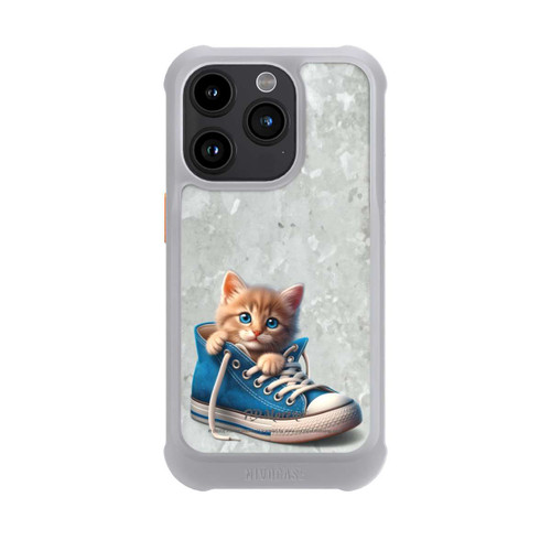 Apple iPhone 15 Pro NIVOmax Cat in A Shoe