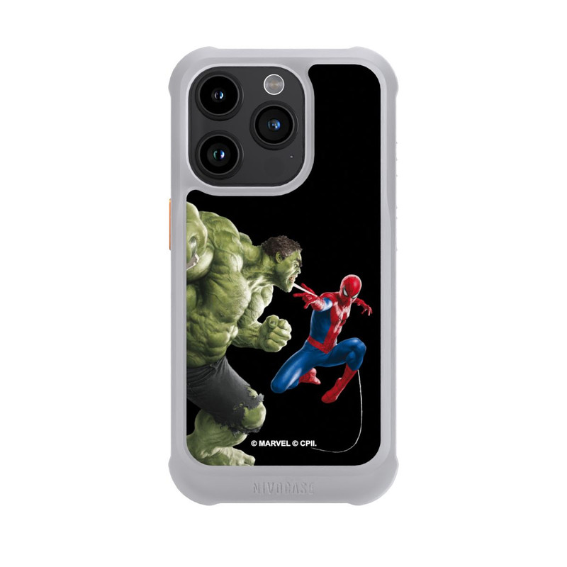 iPhone 15 Pro NIVOmax Spider-Man fights Hulk