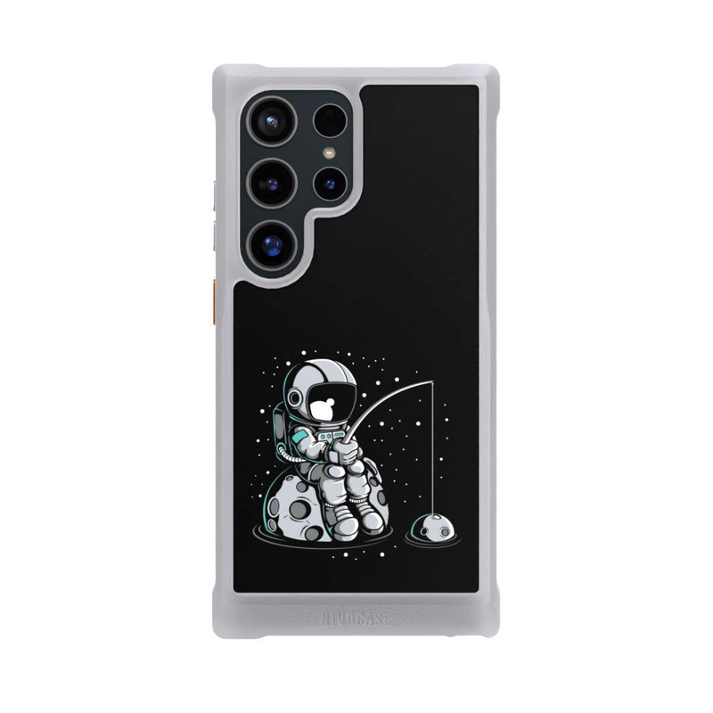 Galaxy S24 Ultra NIVOmax Astronaut Fishing