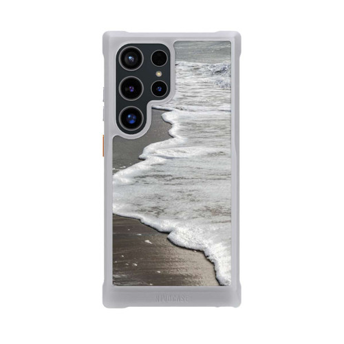 Samsung Galaxy S24 Ultra NIVOmax At The Beach