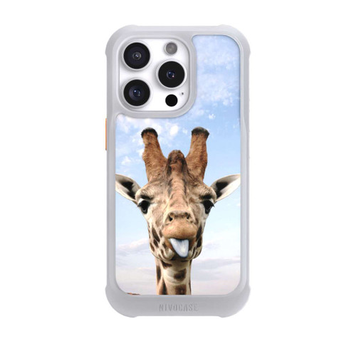 Apple iPhone 16 Pro NIVOmax Giraffe auf der Straße