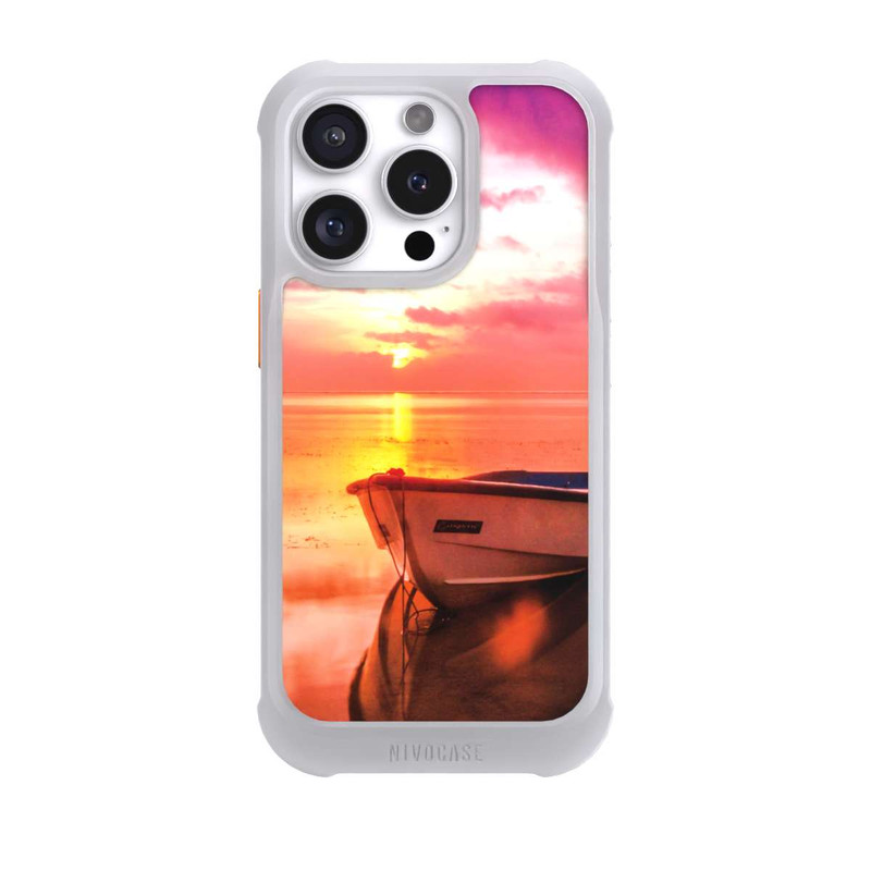 iPhone 16 Pro NIVOmax Beach Dawn Boat