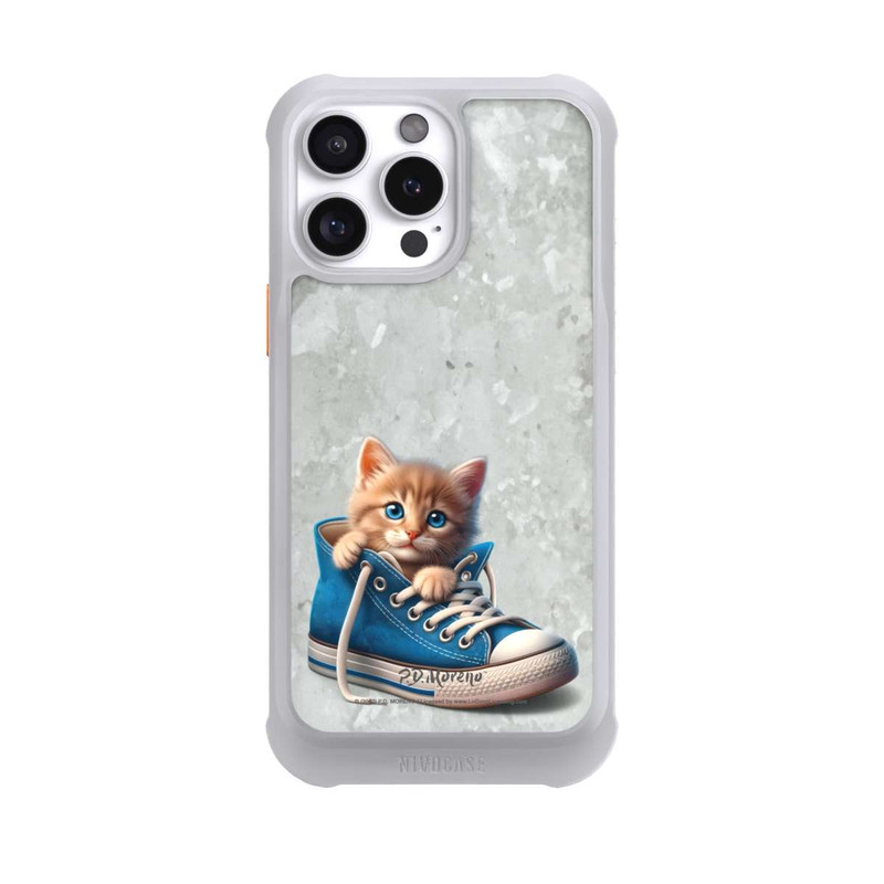 iPhone 16 Pro Max NIVOmax Cat in A Shoe