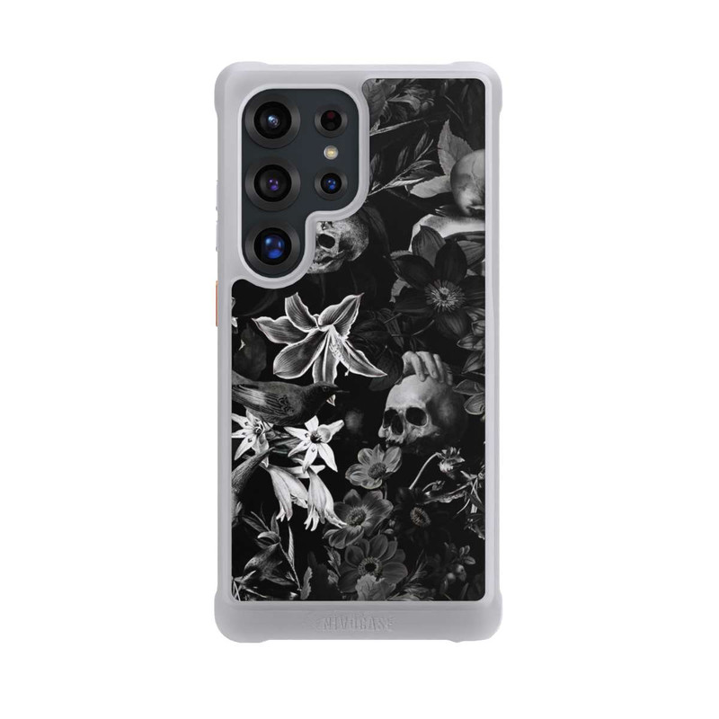 Galaxy S25 Ultra NIVOmax Totenköpfe und Blumen auf schwarzem Hintergrund