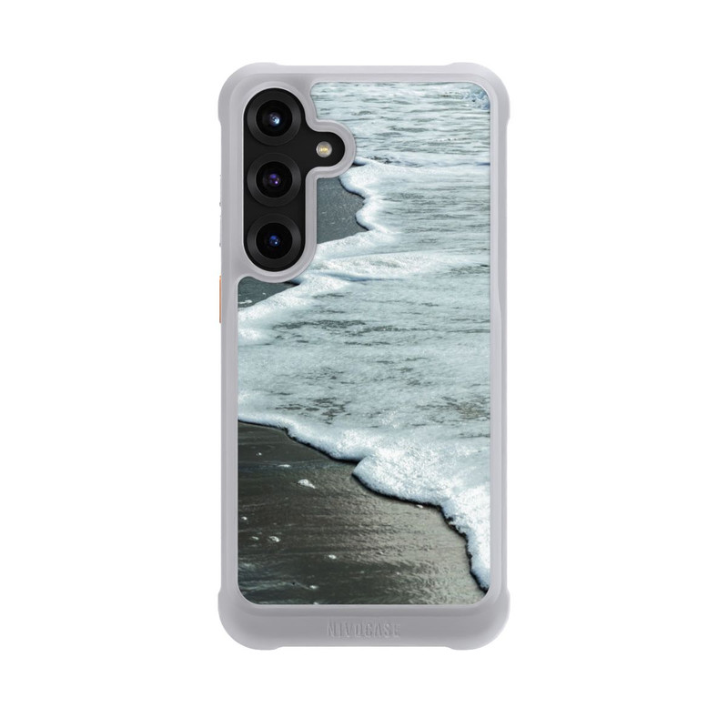 Galaxy S25 + NIVOmax At The Beach