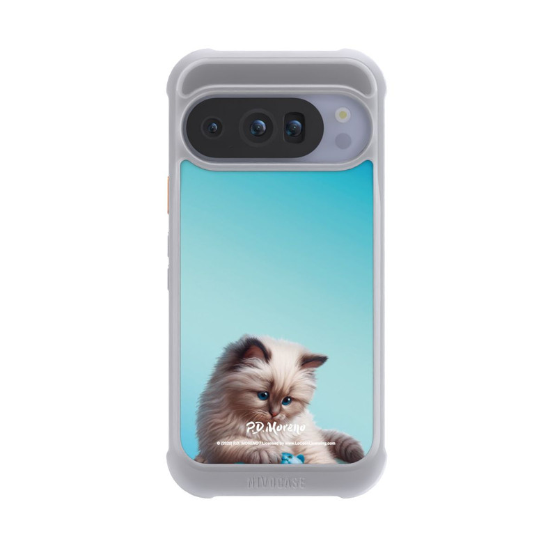 Pixel 10 Pro NIVOmax Cuddling Cat