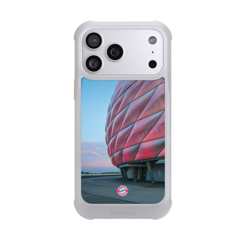 iPhone 17 Pro Max NIVOmax FC Bayern Allianz Arena Aube