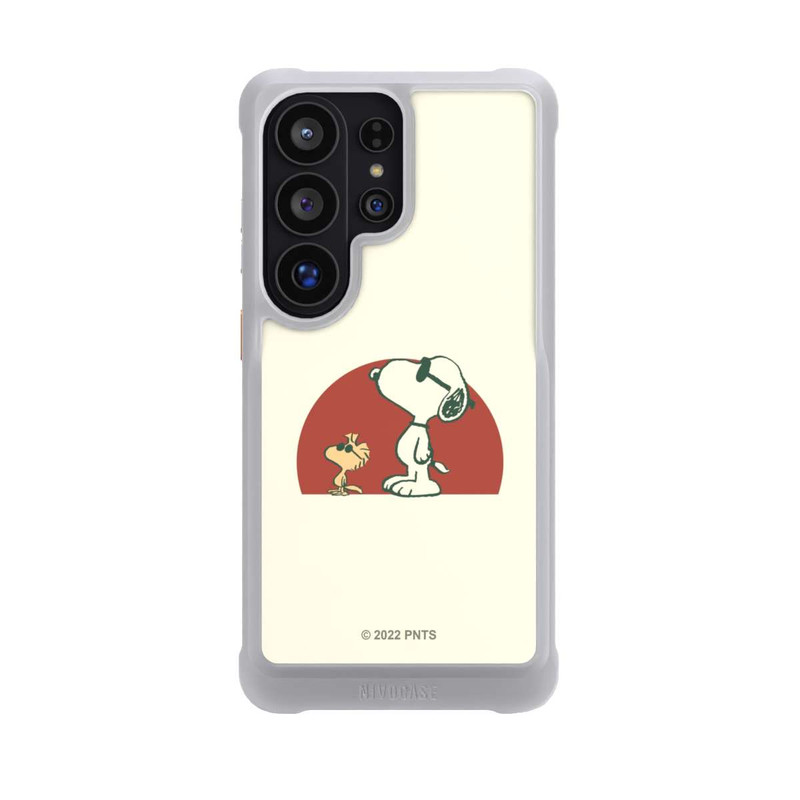 Galaxy S26 Ultra NIVOmax Snoopy Woodstock weit draußen