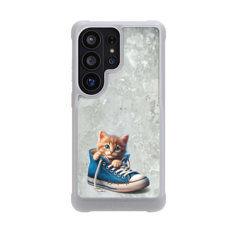 Galaxy S26 Ultra NIVOmax Cat in A Shoe