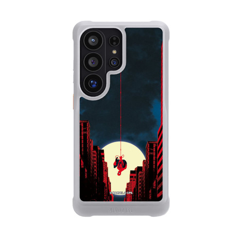 Samsung Galaxy S26 Ultra NIVOmax Spider-Man Marvel between Skyscrapers