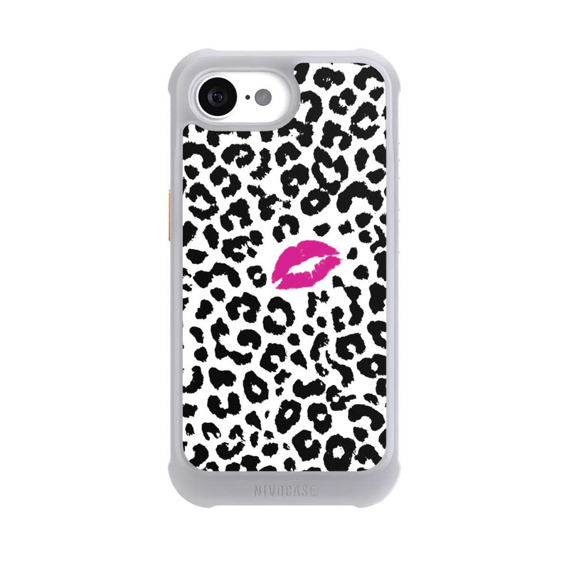iPhone 17e NIVOmax Leo Kiss