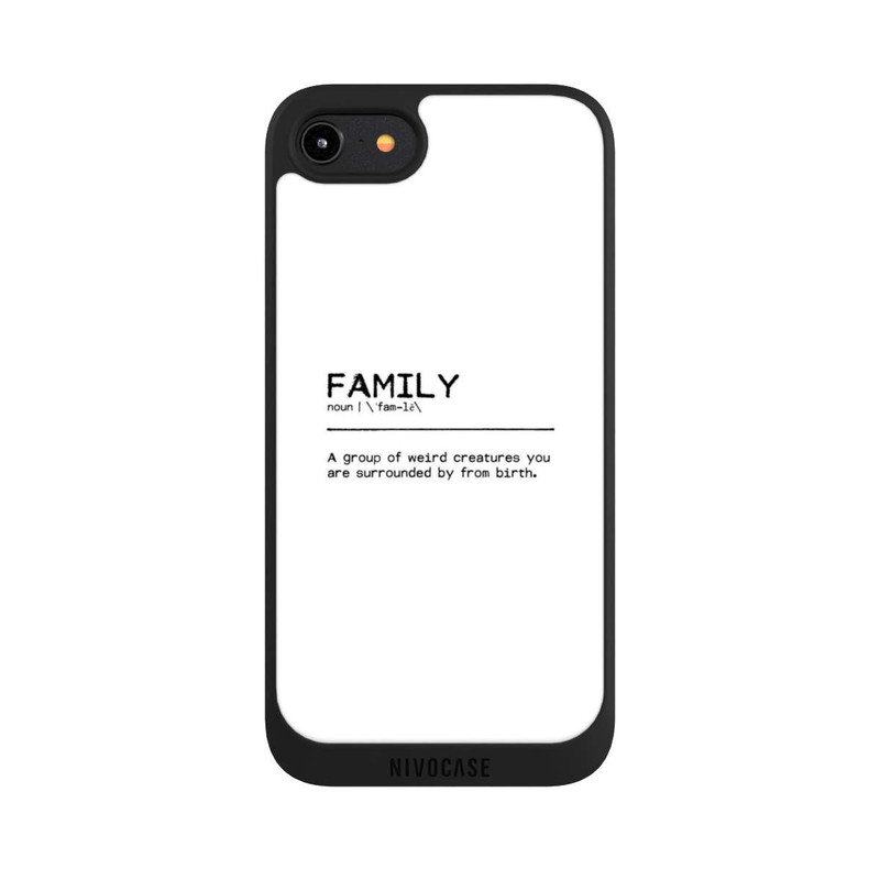 iPhone 8 NIVOpure Zitat Familie Seltsam (englisch)