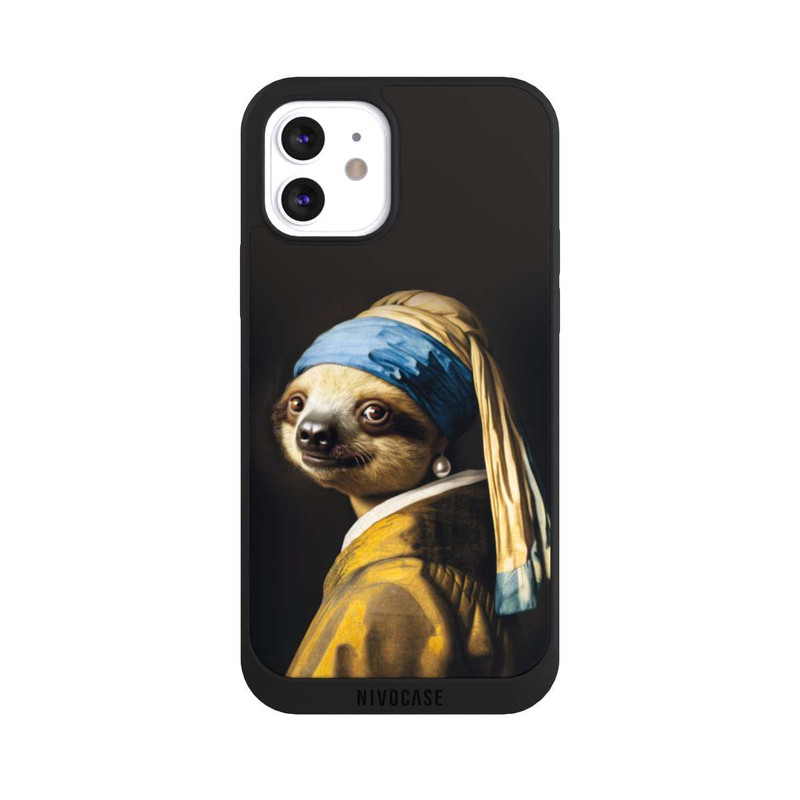 iPhone 12 NIVOpure Faultier mit dem Perlenohrring