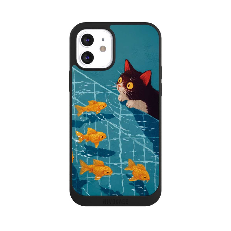 iPhone 12 NIVOpure Die Katze im Pool mit KI
