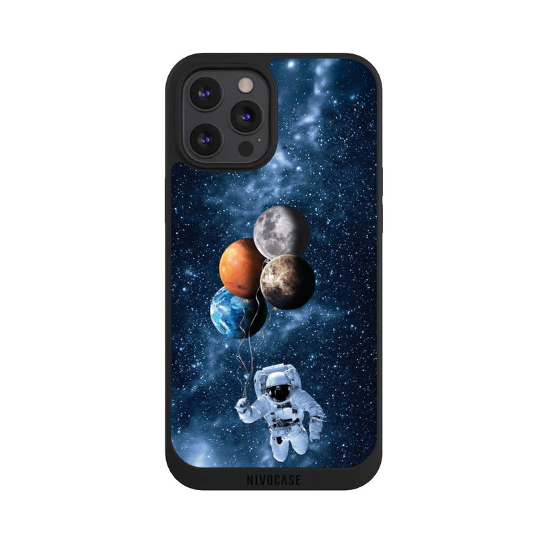 iPhone 12 Pro Max NIVOpure Astronaute avec des Planètes