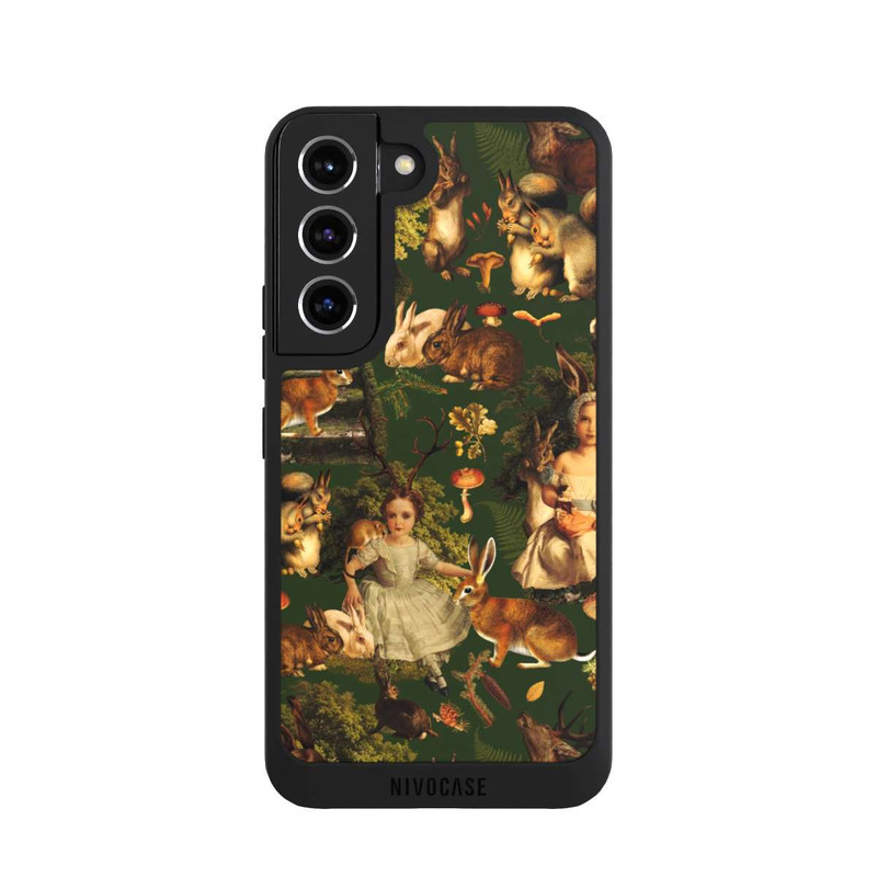 Galaxy S22 NIVOpure Girl and Animals in The Forest