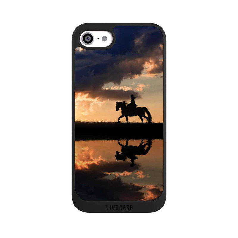 iPhone SE 2022 NIVOpure Randonnée à Cheval au Crépuscule