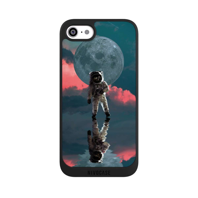 iPhone SE 2022 NIVOpure Astronaut Moonwalk