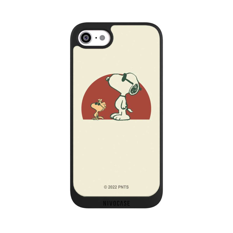 iPhone SE 2022 NIVOpure Snoopy Woodstock weit draußen