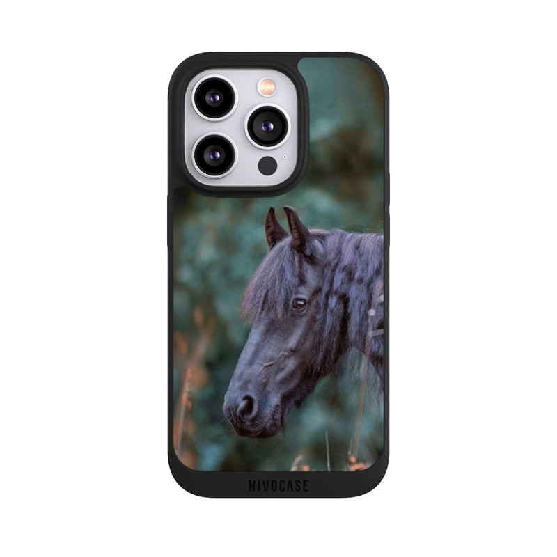 iPhone 14 Pro NIVOpure Frisian portrait