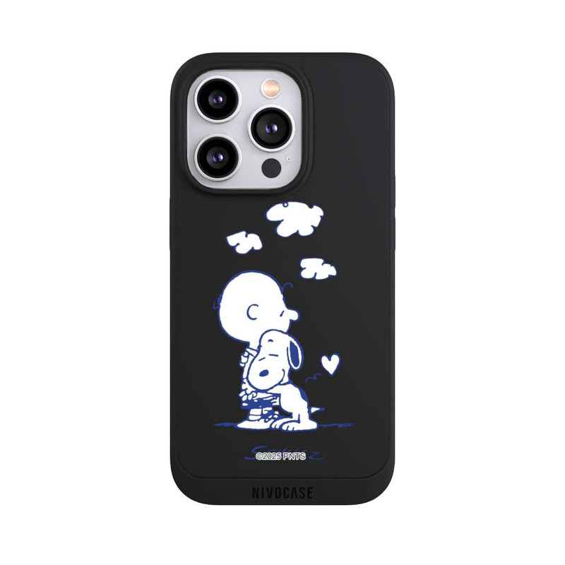 iPhone 14 Pro NIVOpure Peanuts Charlie Brown Snoopy Hug Transparent