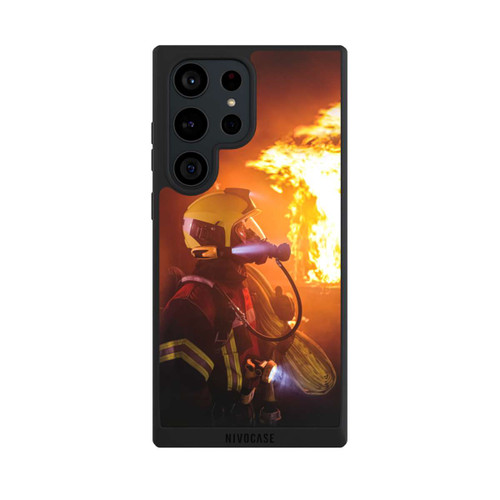 Samsung Galaxy S23 Ultra NIVOpure Firefighter Looking Up Explosion