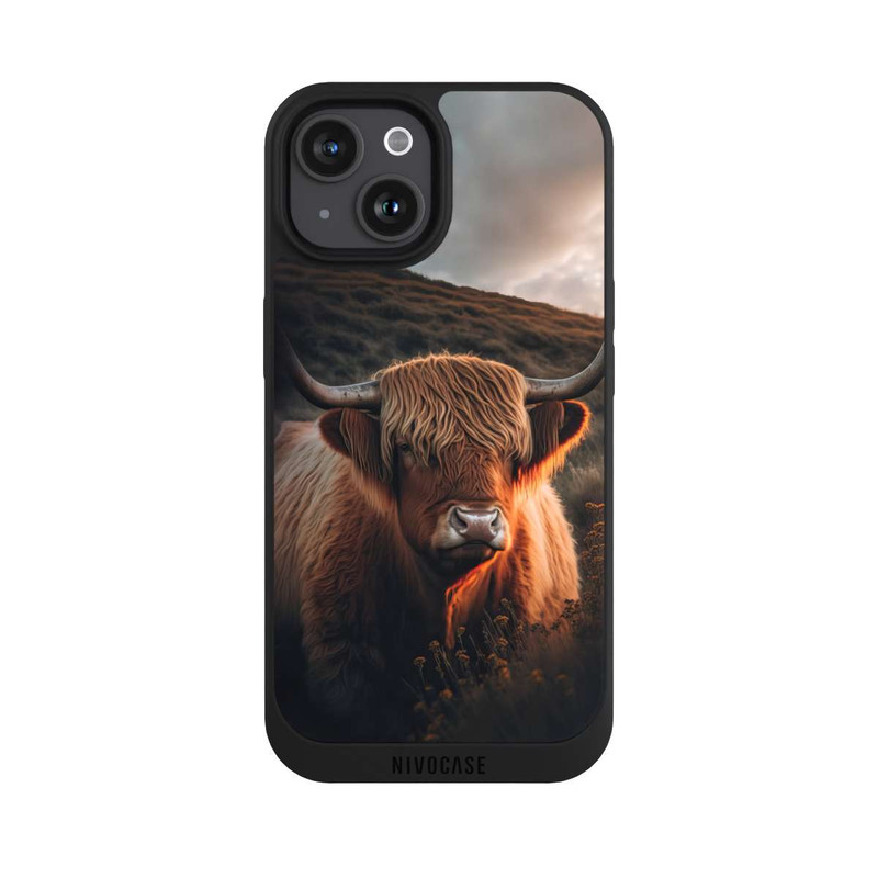 iPhone 15 NIVOpure Vache Highland avec de grandes cornes avec IA