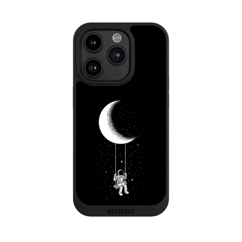 iPhone 15 Pro NIVOpure Astronaut Moon Swing