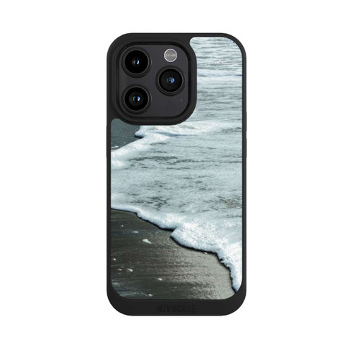 Apple iPhone 15 Pro NIVOpure At The Beach