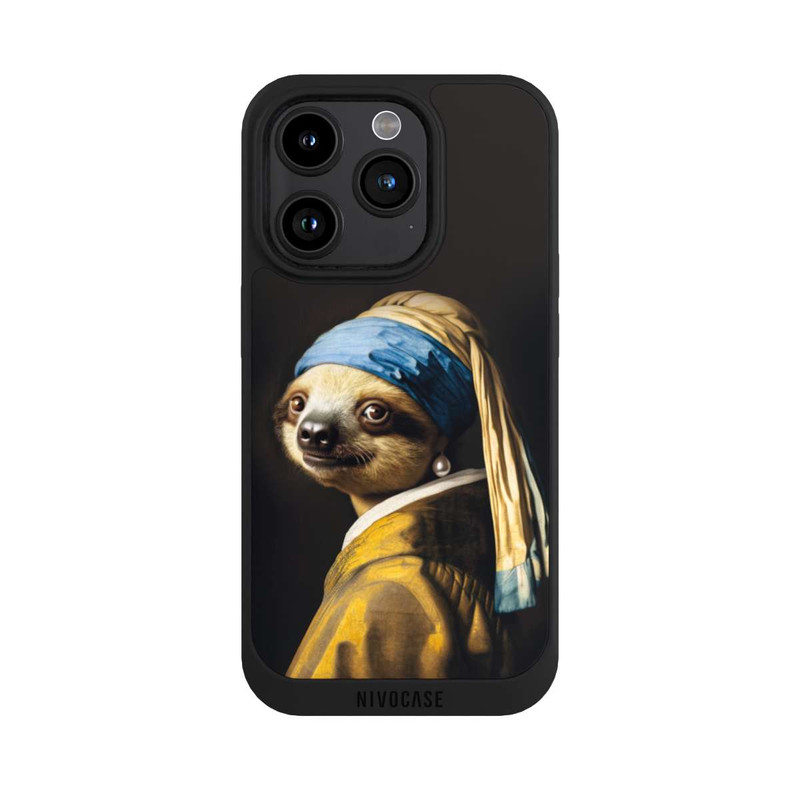 iPhone 15 Pro NIVOpure Faultier mit dem Perlenohrring