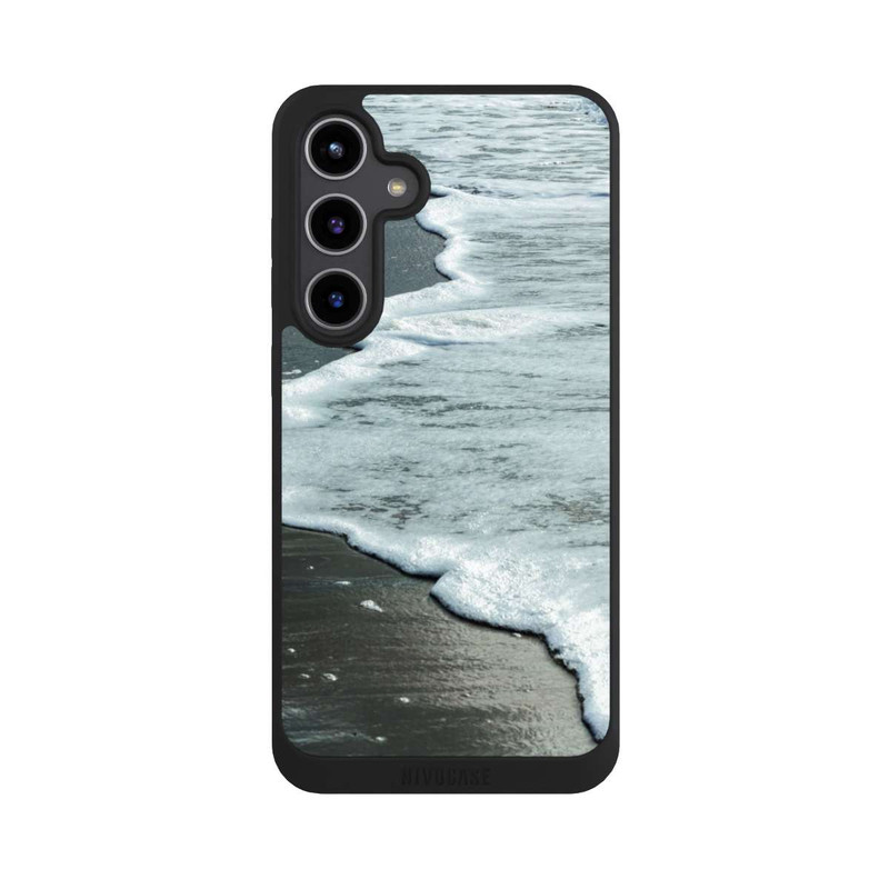 Galaxy S24 + NIVOpure At The Beach